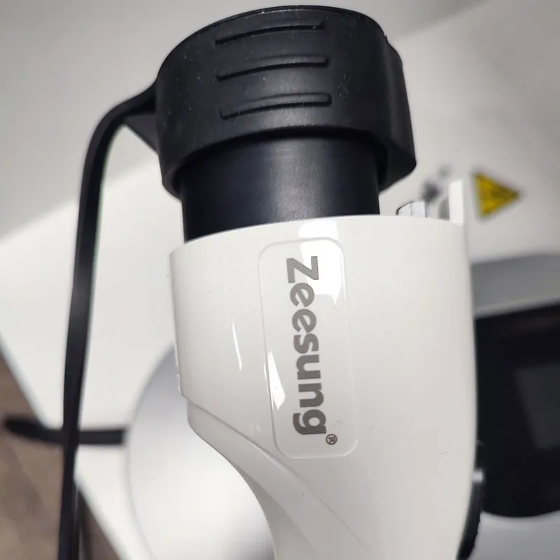 شارژر دیواری خودرو برقی زیسانگ مدل 7KW/AC هفت کیلو وات سوکت GBT - 3