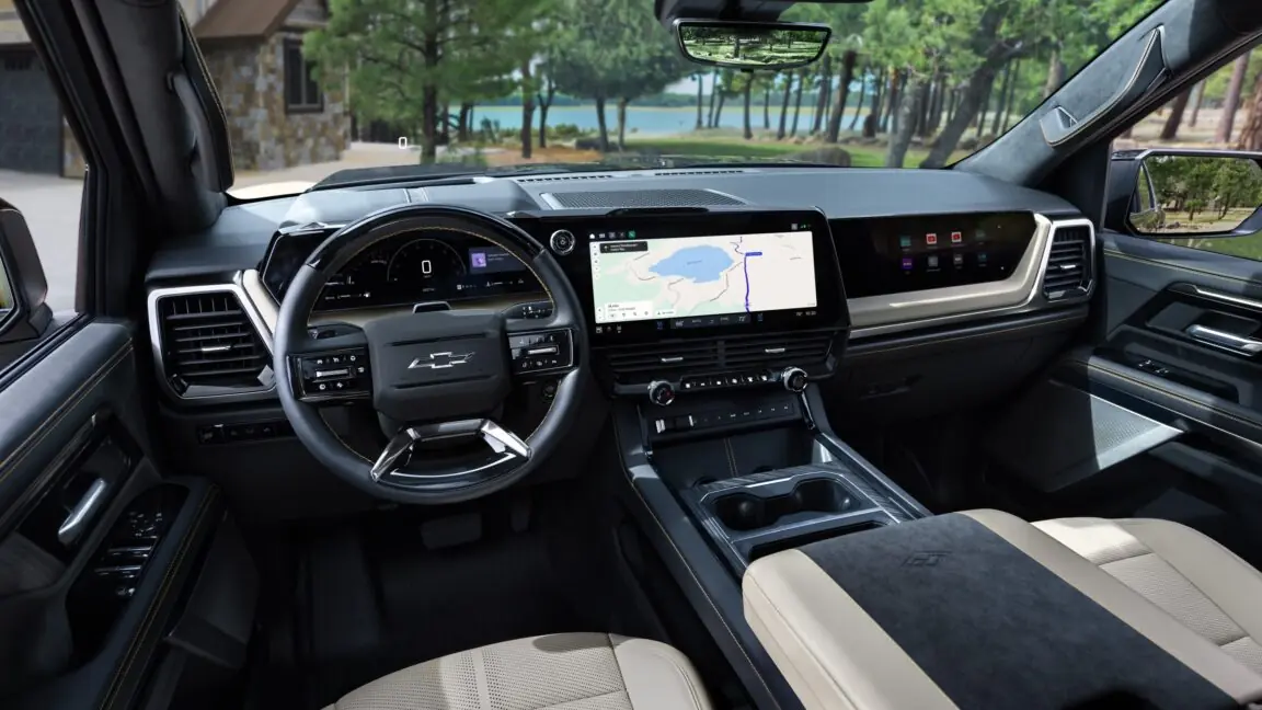 رابط کاربری تازه پیکاپ‌های GM با پشتیبانی CarPlay