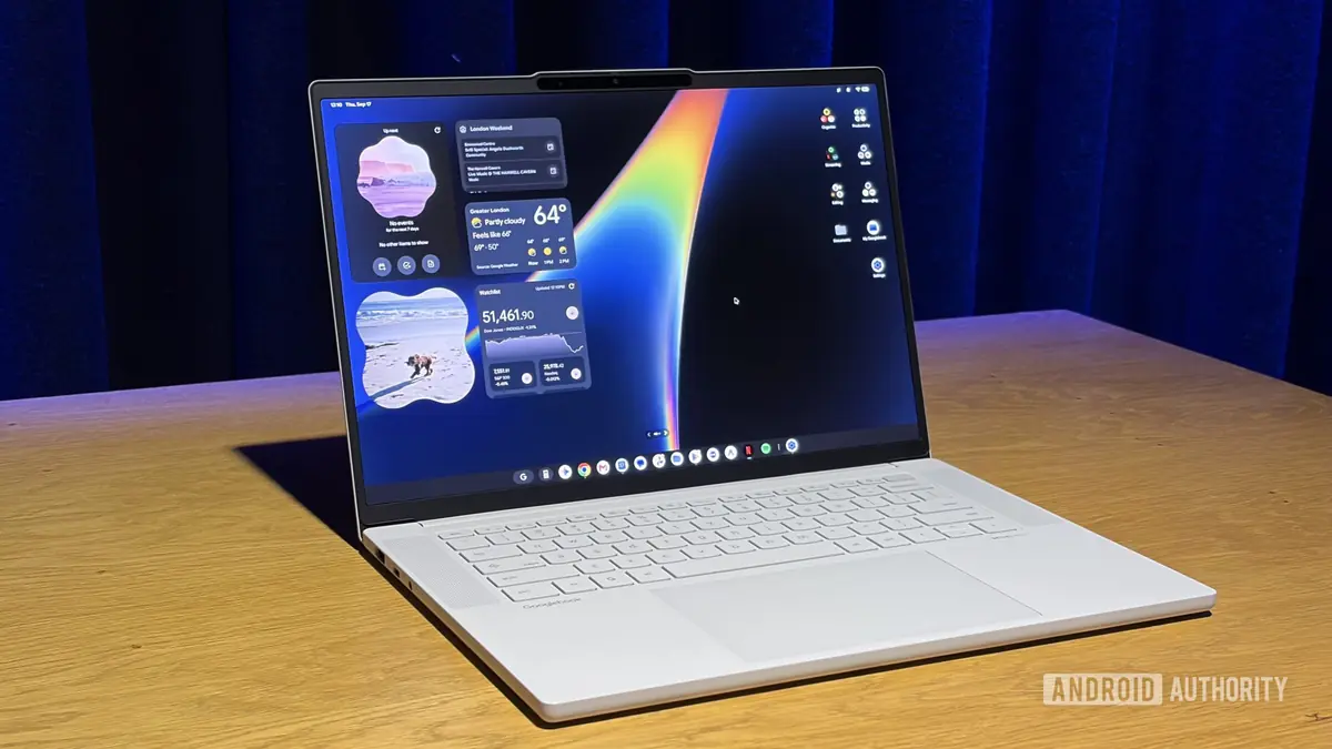لپ‌تاپ‌های Googlebook در گوگل استور به سرعت تمام شد